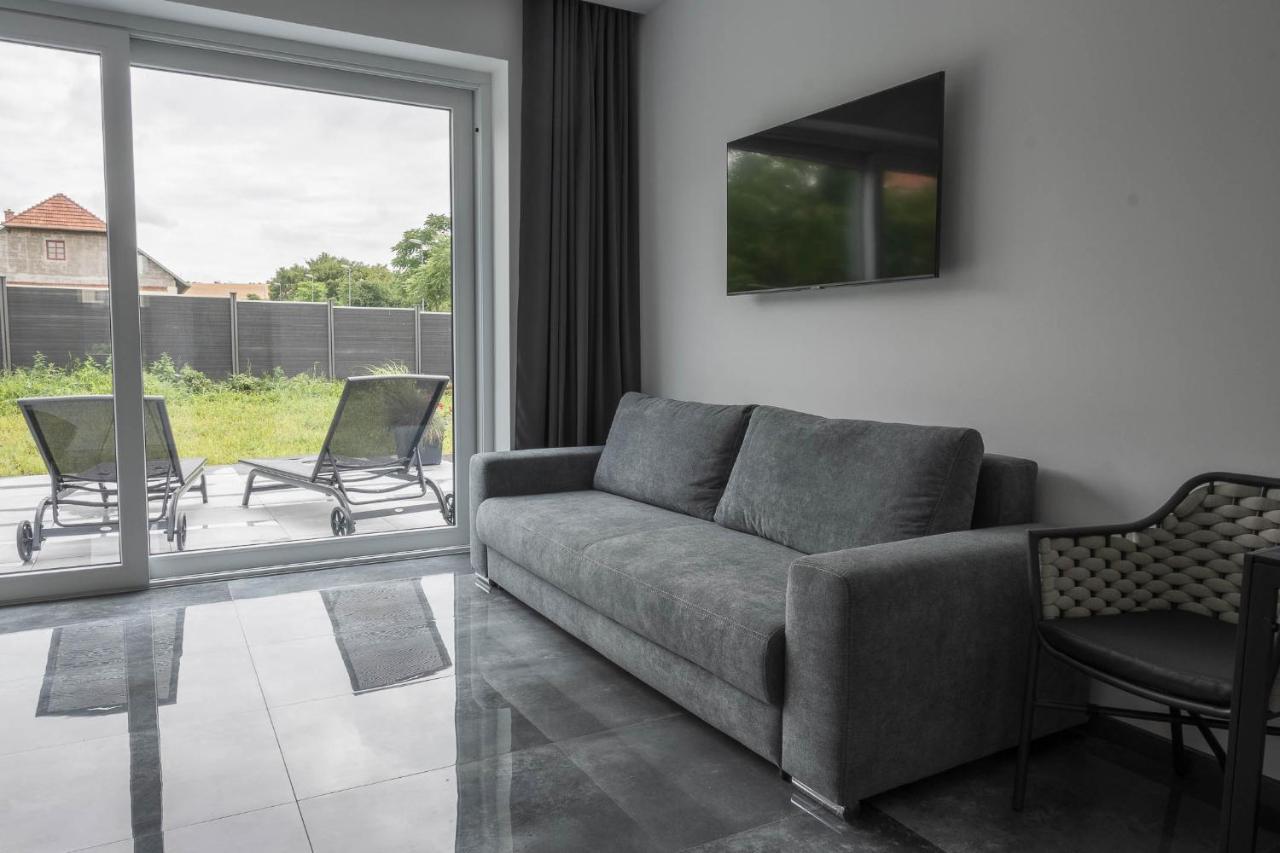 Veltlin Bed & Wine Hotel Valtice Buitenkant foto
